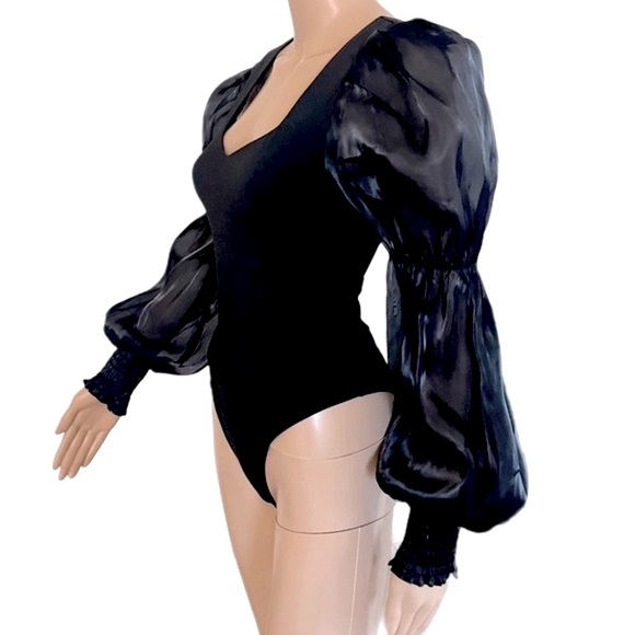 NWOT Mitttoshop Puffed Sheer Sleeve Bodysuit in Black Size Small - Picture 3 of 5